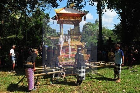 Obsèques (Bali)