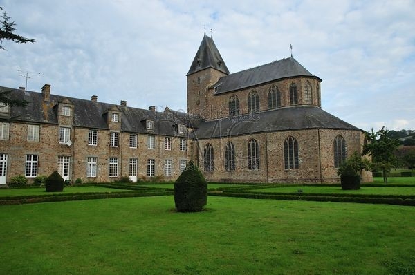 Lonlay l'Abbaye (Orne)