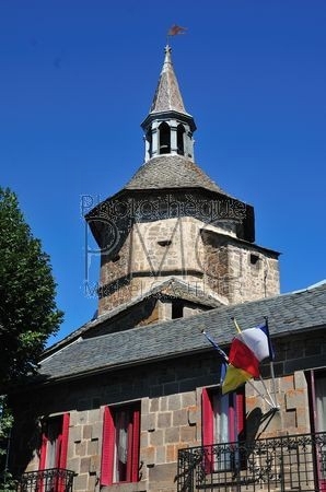 Besse et Saint Anastaise (Puy de Dôme)