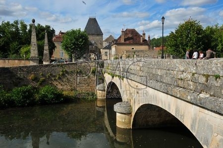 Noyers sur Serein (Yonne)